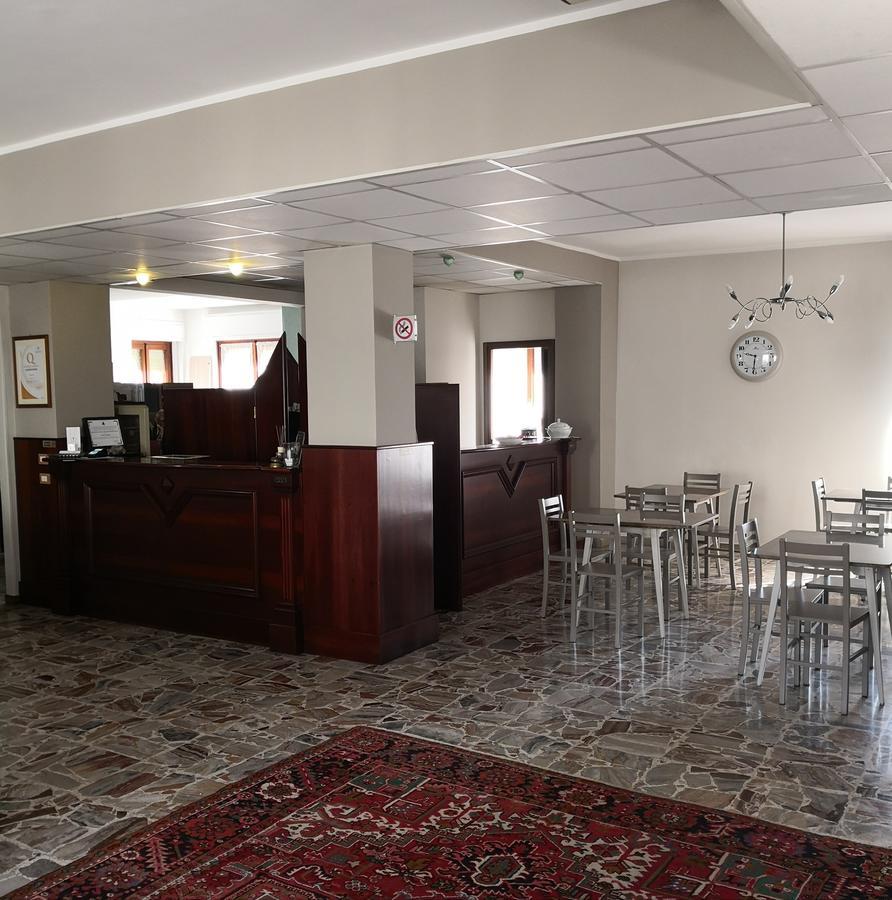 Hotel Doc Canelli Bagian luar foto