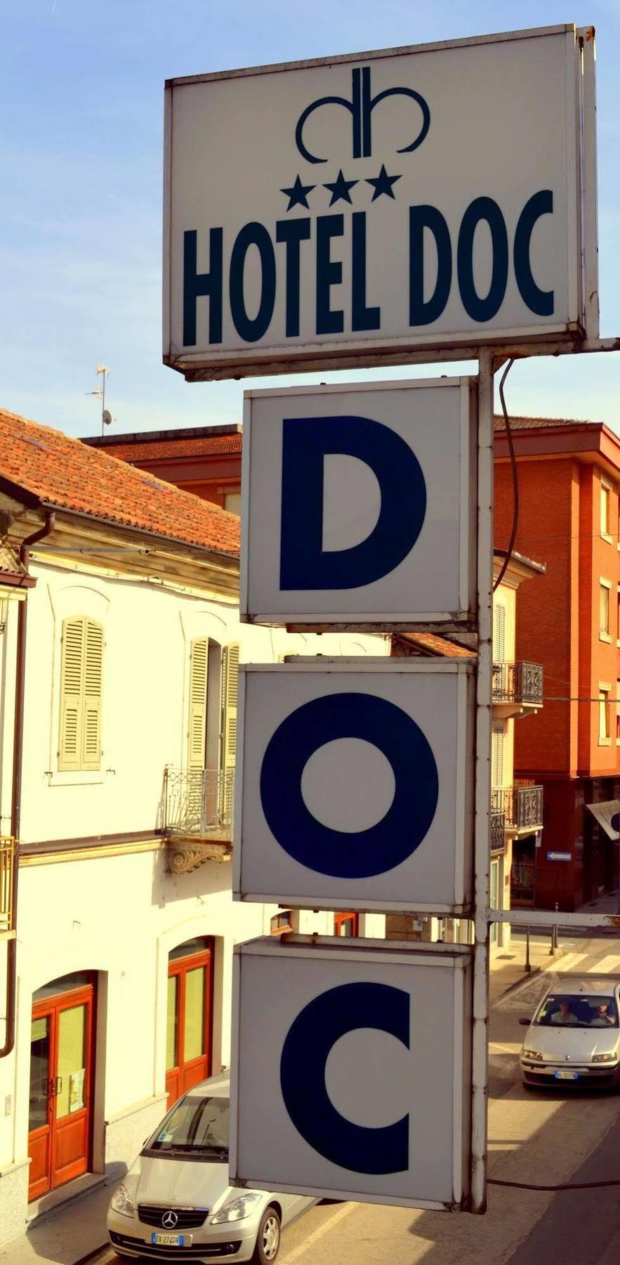 Hotel Doc Canelli Bagian luar foto